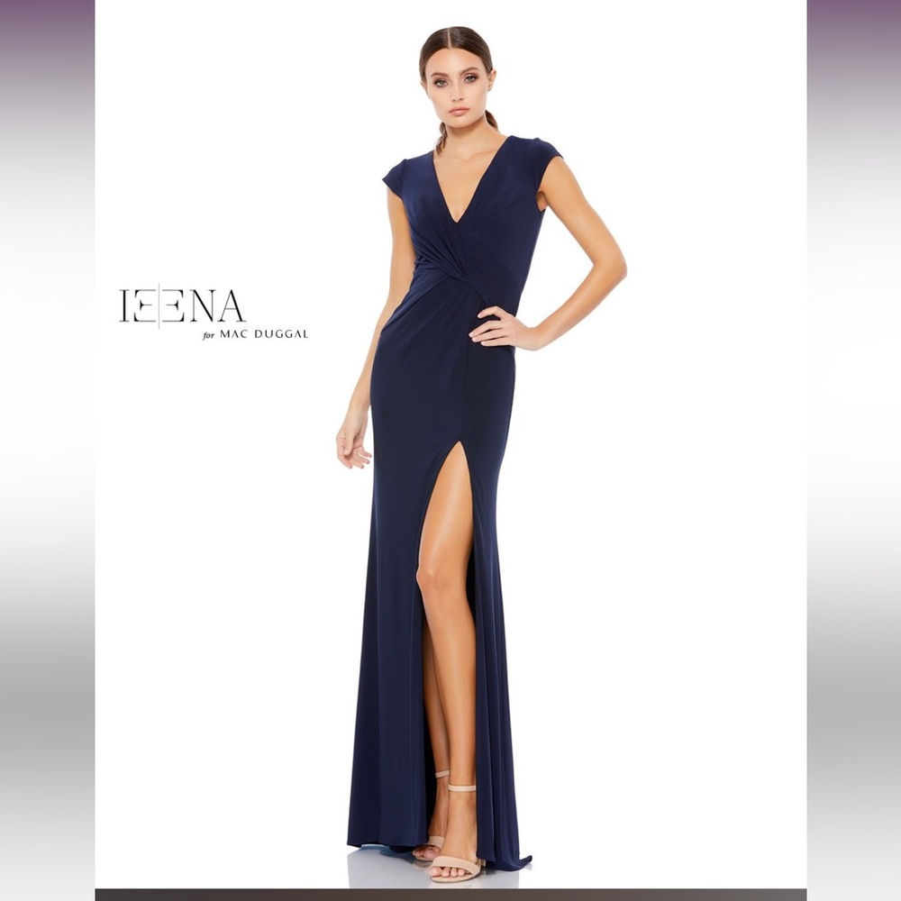 Mac Duggal Cap Sleeve V Neck Navy Dress NWT sz 14